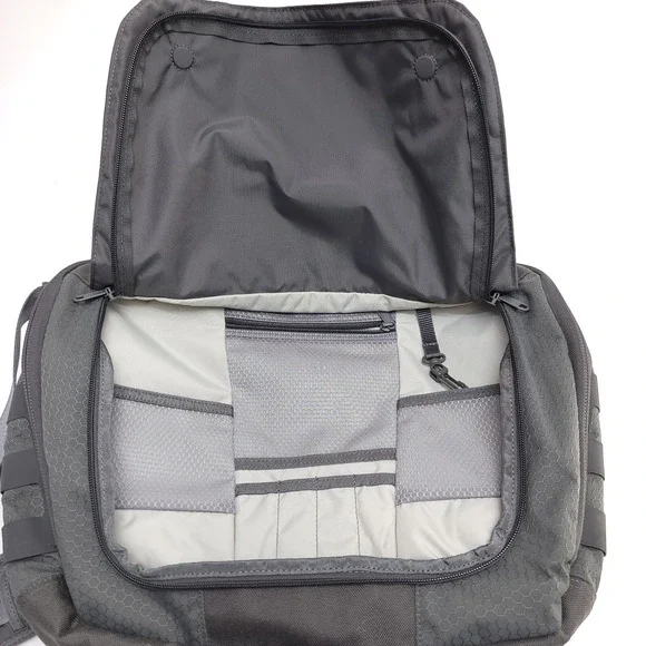 Maxpedition AGR Tactical Skyvale EDC Messenger Ripstop Military Laptop Bag Gray Duffel Bags